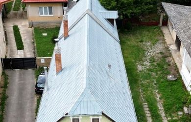 Zachovalý rodinný dom v obci Adamovské Kochanovce na predaj